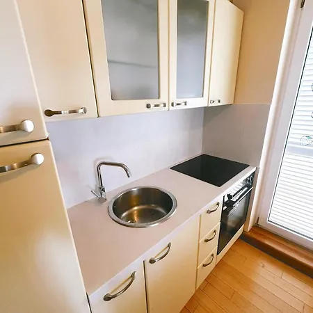 Apartman Luxury Front Row Designer *