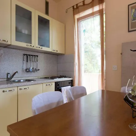 Luxury Front Row Designer Apartman Selce