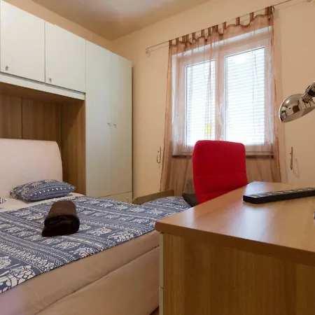Apartman Luxury Front Row Designer